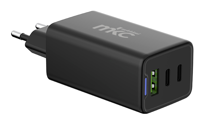 65W GAN USB Charger PD 2 USB-C + 1 USB-A Black