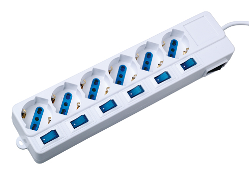 MKC 492518038 MultiSocket white n°6 sockets schuko/dual pitch 10/16a - plug  ita  with single switch