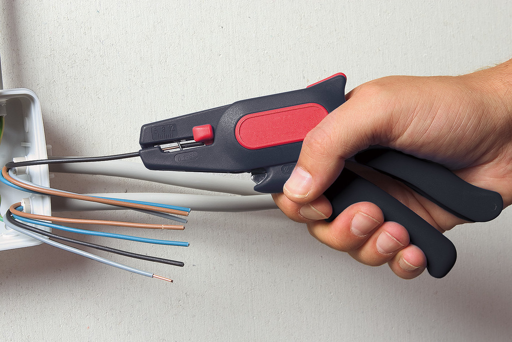 CST-5 - Strumento per spellare