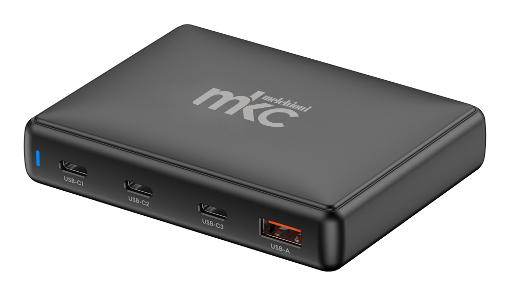 USB GAN 140W PD Charger 3 USB-C + 1 USB-A Black