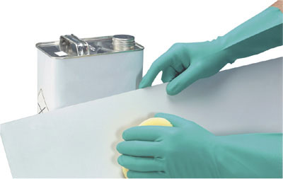 Nitri-Tech III green nitrile gloves size 9/L