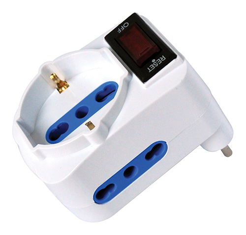 Adatt. spina 10a 2 prese bipasso + 1 presa schuko/bipasso, protezione  MKC