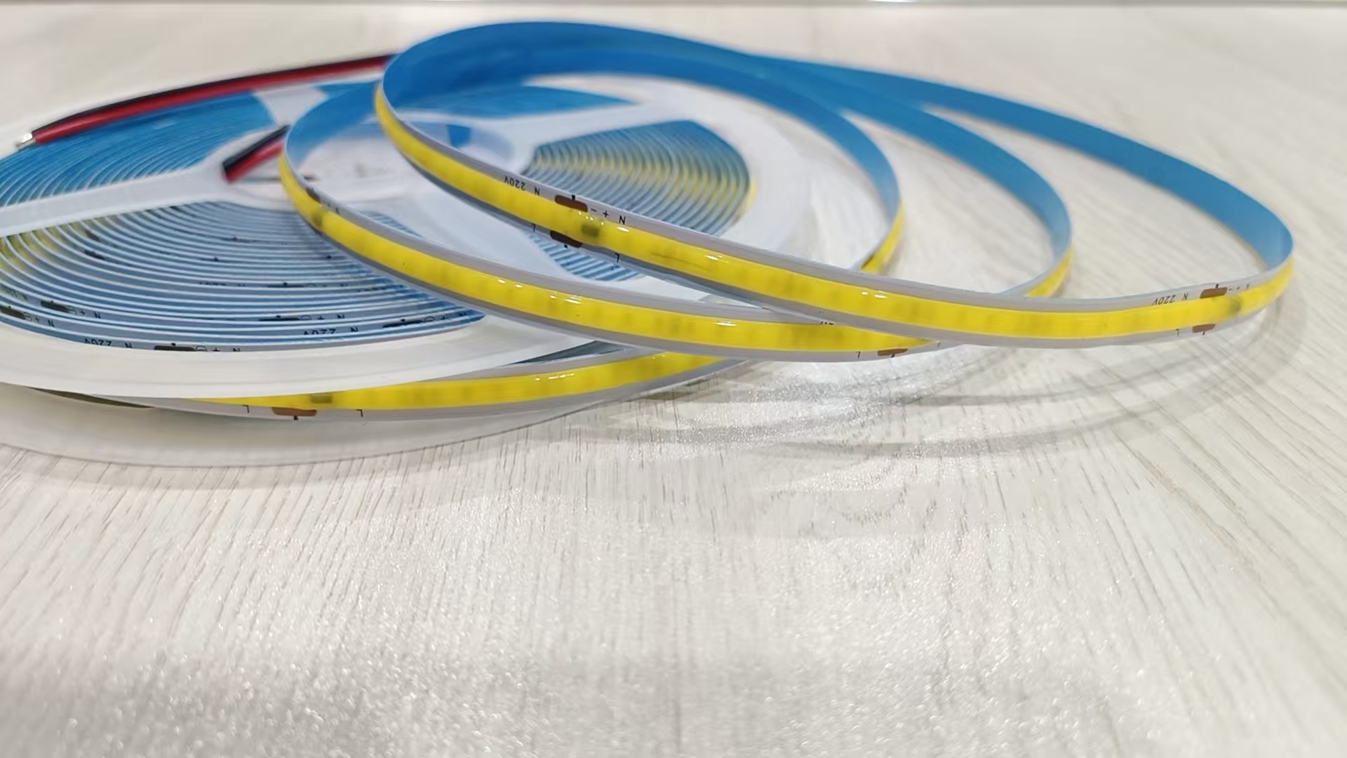 Striscia LED COB 220V HSL-COB480-HV3K-IP20